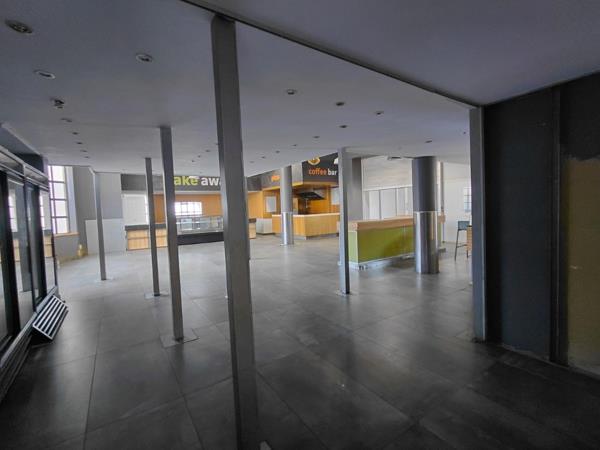 255  m² Retail Space