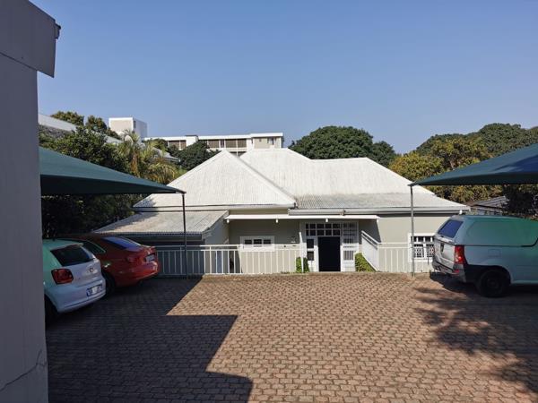 400 m² Commercial space