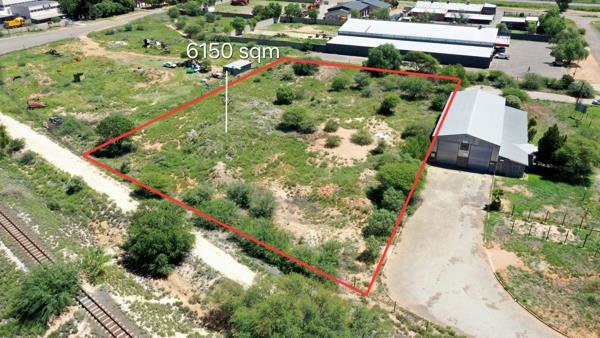 6 150 m² Land