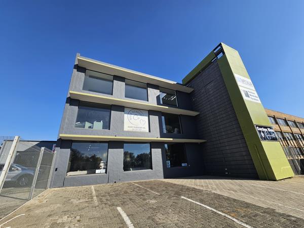 100  m² Commercial space