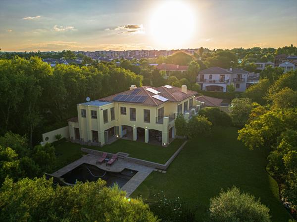 5 Bedroom House