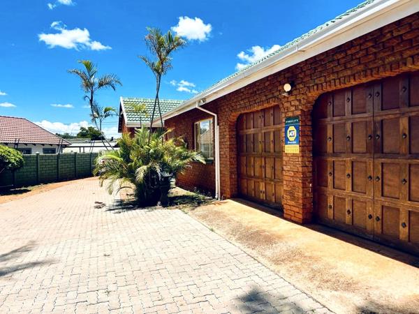 6 Bedroom House