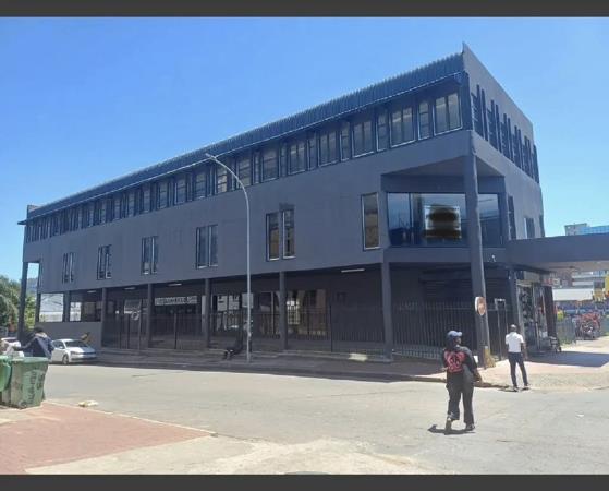 400 m² Office Space