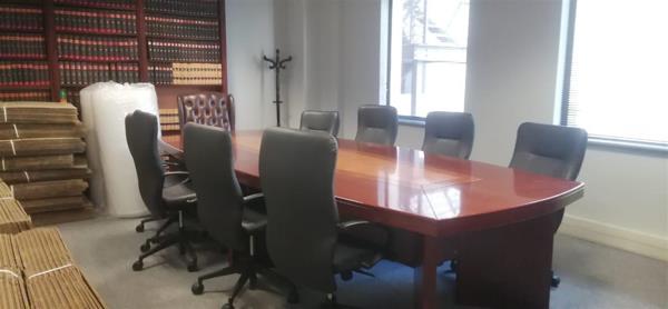 421  m² Commercial space