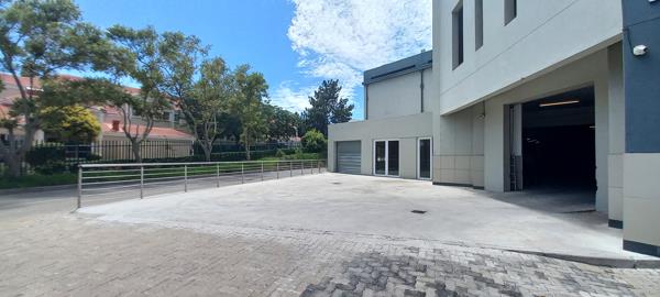 429  m² Commercial space