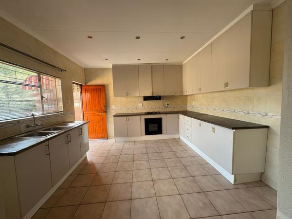 3 Bedroom Townhouse