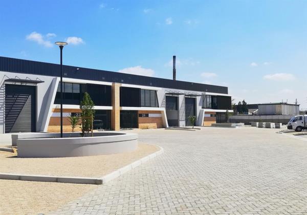 565 m² Industrial space