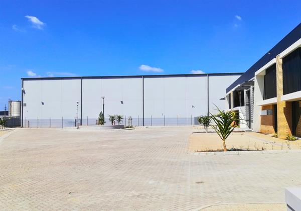 565 m² Industrial space