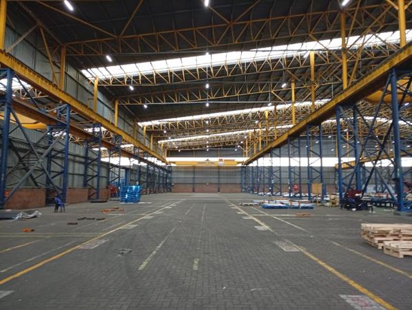 3 240 m² Industrial space