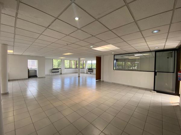 225  m² Office Space