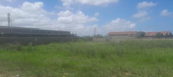 643 m² Land