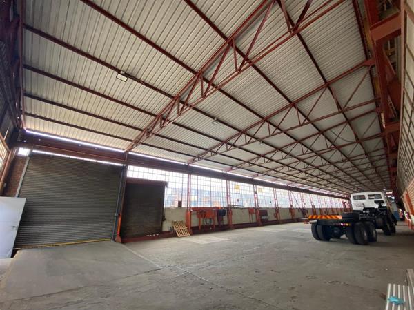 1 000  m² Industrial space