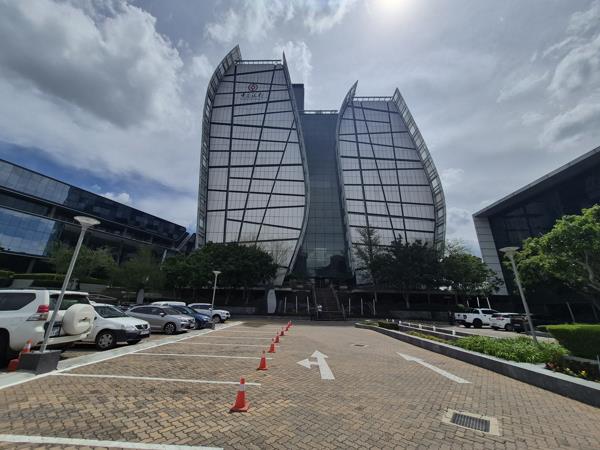 424 m² Commercial space