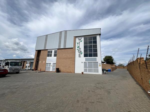 961  m² Industrial space