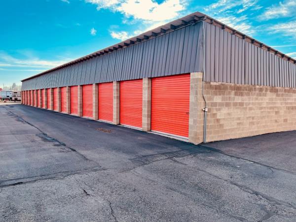 2 352 m² Commercial space