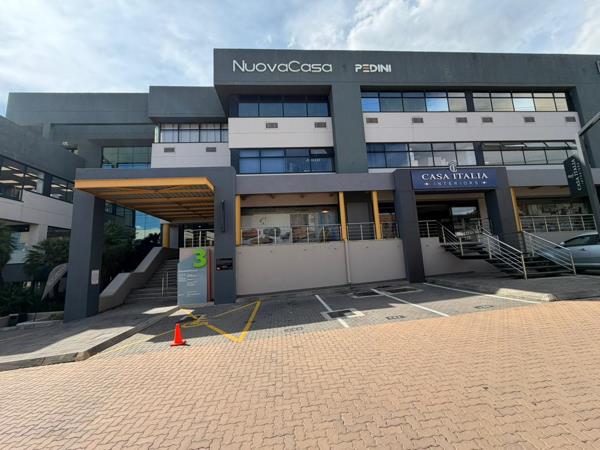 187  m² Commercial space