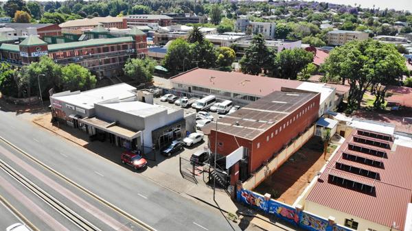 805 m² Commercial space