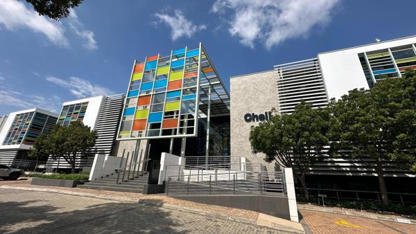 412 m² Office Space
