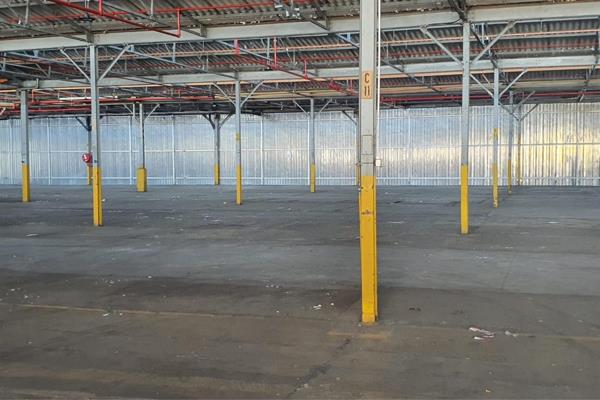 3 500  m² Industrial space