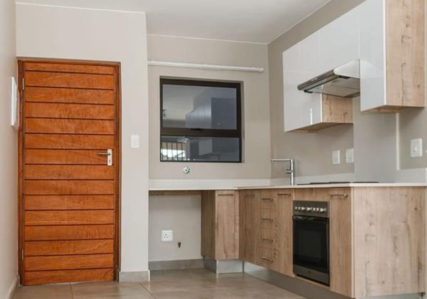2 Bedroom Townhouse