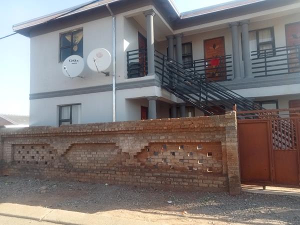 9 Bedroom House