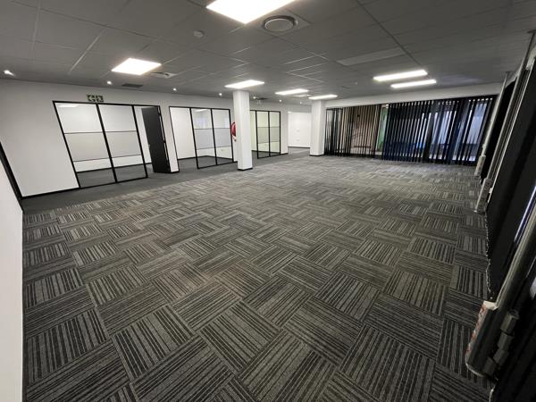 374 m² Commercial space