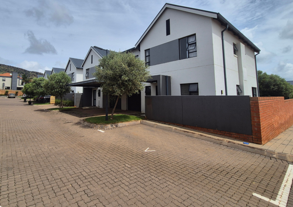 3 Bedroom Townhouse