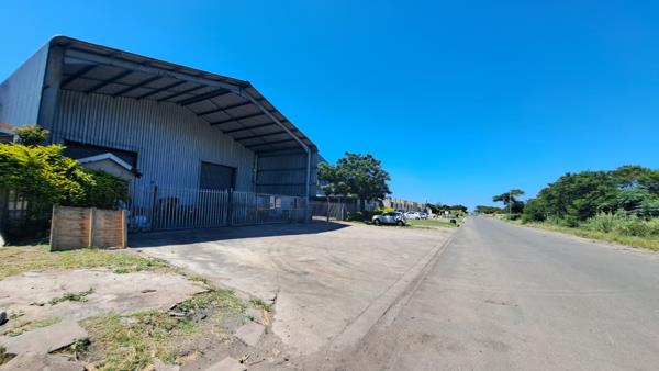 2 250  m² Industrial space