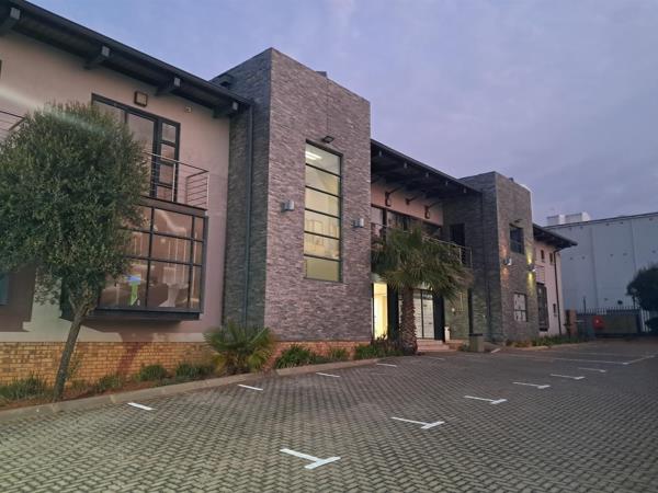 2 985  m² Industrial space