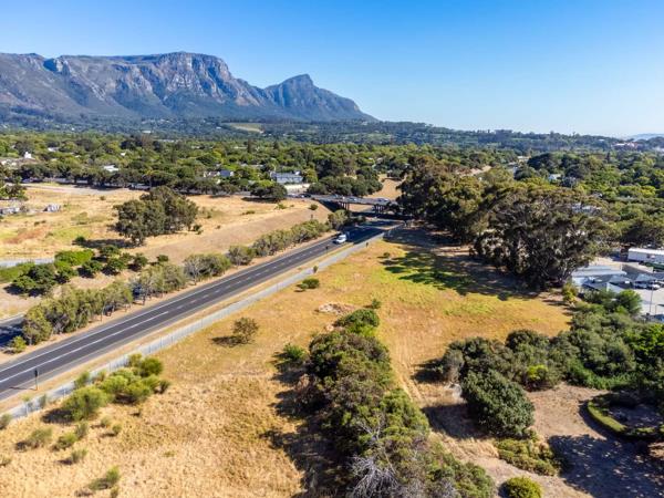 8 541 m² Land