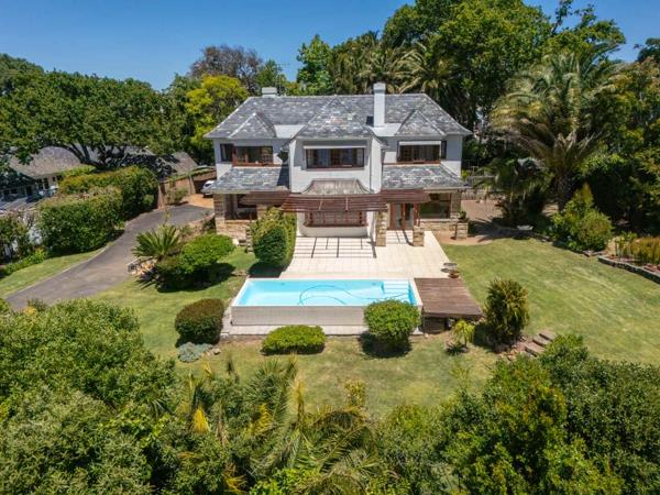 5 Bedroom House