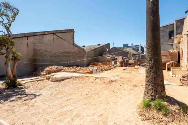 410 m² Land