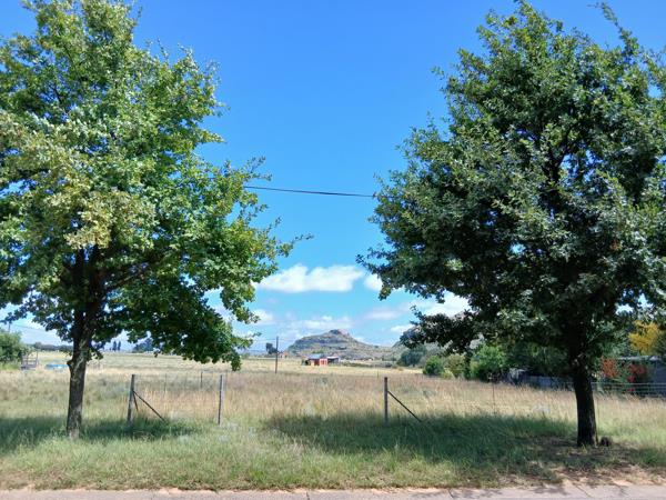 743 m² Land