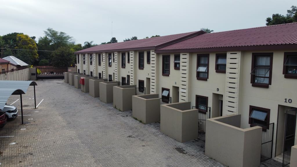 2 Bedroom Duplex