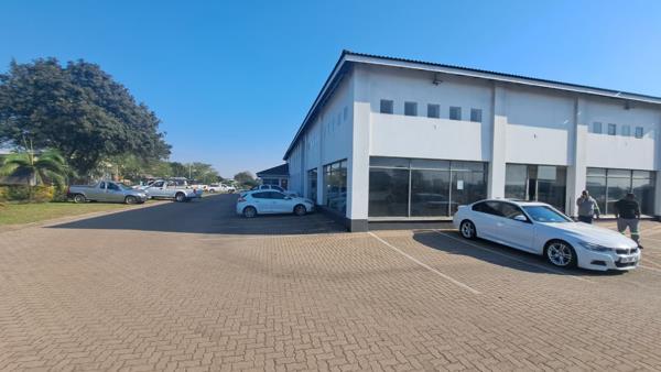 791  m² Commercial space