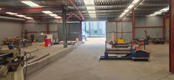 440 m² Industrial space