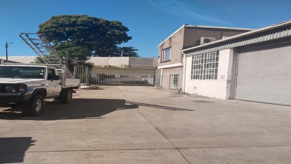 784 m² Industrial space