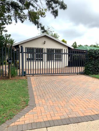 1 Bedroom Garden Cottage