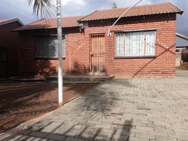 2 Bedroom House
