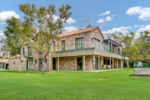 6 Bedroom House