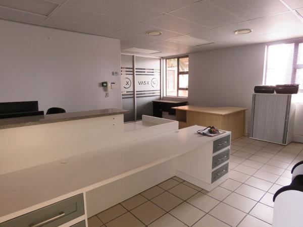 391  m² Office Space