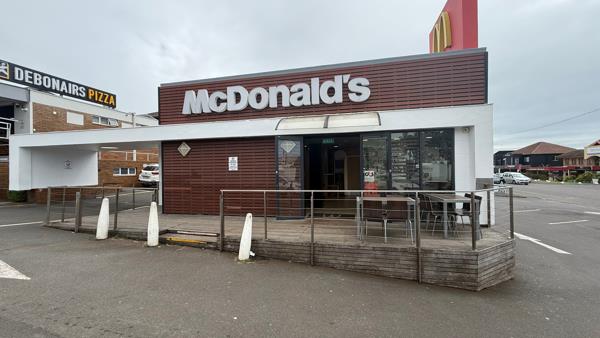 140  m² Retail Space