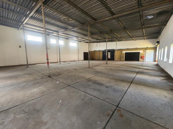 1 000  m² Industrial space