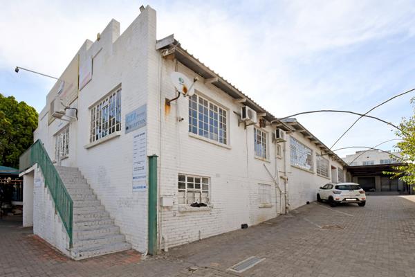 1 426  m² Commercial space