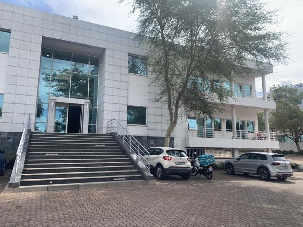 389  m² Commercial space