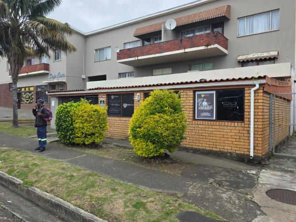 262  m² Commercial space