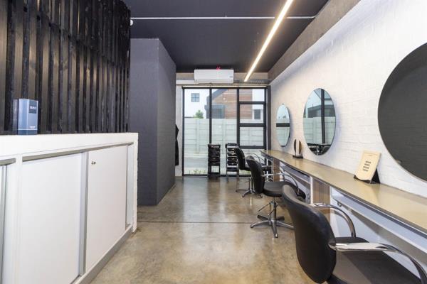 64 m² Commercial space