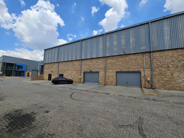 647 m² Industrial space