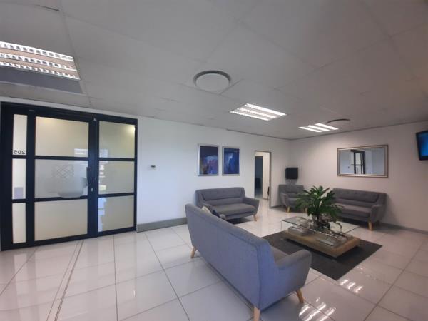 182 m² Commercial space