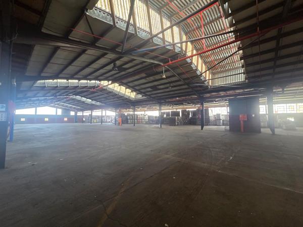 7 600 m² Industrial space